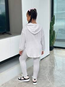 SHEIN 2 件套 Tween 女童休闲针织人造毛不对称下摆宽松连帽运动衫和裤子套装 - 霧霾藍 - 查看 2