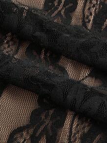 SHEIN MOD Plus Size Damski Letni Top Z Odkrytymi Ramionami Czarny Koronkowy Krótki