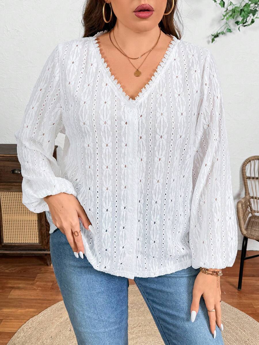 SHEIN LUNE 女士加大码 V 领蕾丝镂空纹理休闲衬衫