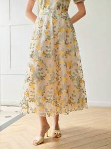 MOTF PREMIUM 对比色网眼花卉刺绣飘逸短裙，长裙，情人节，春夏