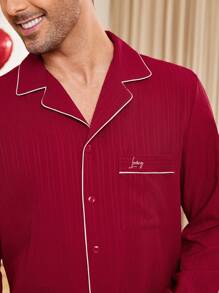 Conjunto de pijama para hombre con chaqueta tipo cárdigan de cuello de chal con estampado de onda