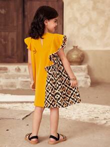 SHEIN Vestido ajustado para niña con estampado geométrico tejido y volantes en el bajo - Amarillo - Ver 2