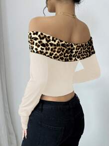 Chiquease 性感豹纹露肩设计女式上衣 - 杏色 - 查看 2