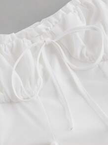 SHEIN MOD 隐形拉链开合，下摆饰有蕾丝花边，公主线，胸围处有防滑斜纹松紧带，全罩杯和钢圈，露肩礼服，带褶边、褶边和天鹅绒丝带，贴片连衣裙 - 白色 - 查看 7