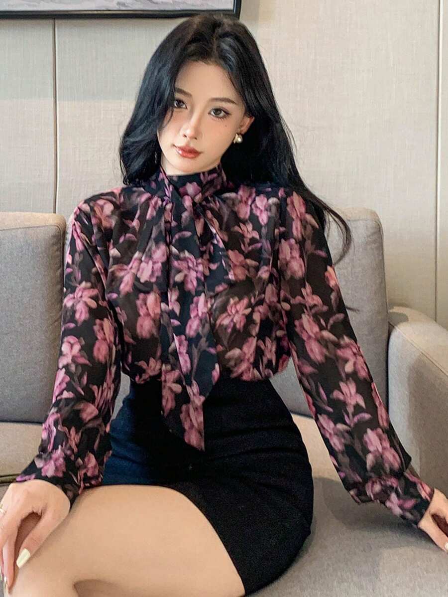 DAZY 女士印花长袖宽松系领衬衫上衣，适合春夏度假及秋季穿着。 - 黑色 - 查看 1