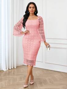 SHEIN Lady Robe de bal de mascarade de saison automnale. Robe élégante pour femme en automne, robe violette en dentelle au tissu ajouré. Robe de mariée en dentelle. Robe de retour aux études violette. Tenue élégante avec manches longues en dentelle pour concert. Robe à manches longues évasée et élégante pour femme en automne - Vieux Rose - Voir 2