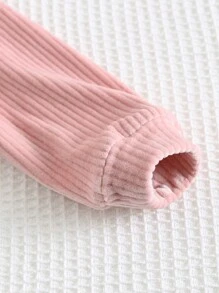 Cozy Pixies 2 件装女婴字母图案针织柔软连帽衫套装