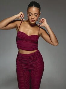 MISSGUIDED مجموعة قطعتين ملتفة توب قصير وبراليت وبنطلون ضيق خصر عالٍ للرقص والتمارين والخروج والمناسبات، مصنوعة من قماش مطاطي شبكي يخفي العيوب، طقم متناسق - روز أحمر - مشاهدة 3