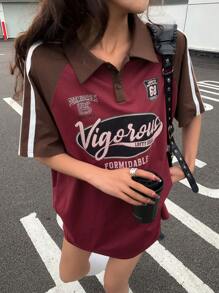 DAZY Camiseta polo de manga corta con bloqueo de color y estampado de letras, camiseta gráfica de estilo callejero retro para mujeres