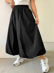 Dazy Petite Plus 大码弹性腰部纯色喇叭裙，黑色，适合所有季节秋季穿着 - 黑色 - 查看 4