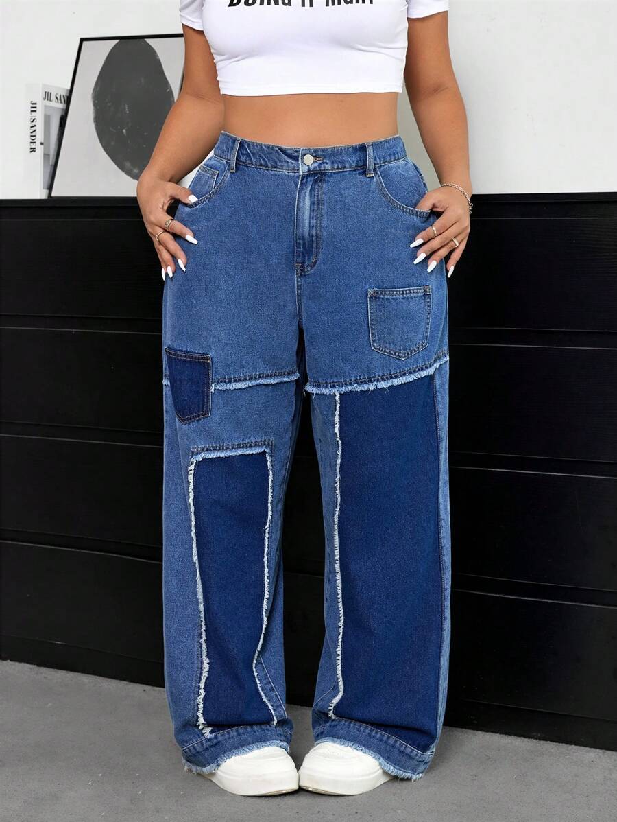 SHEIN EZwear Plus Size Women Pocket & Raw Hem Design Loose Fit Casual Straight Leg Jeans