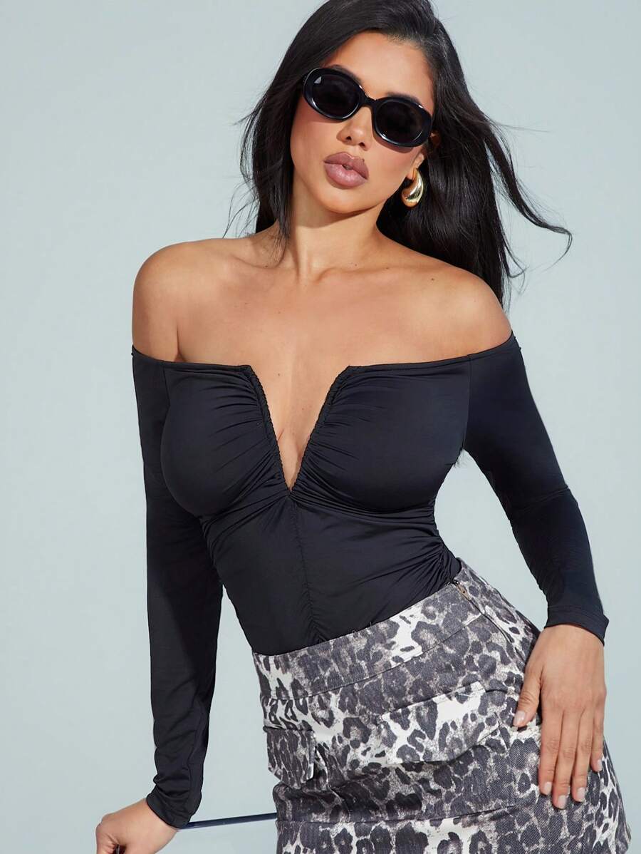 Denimoi Off Shoulder Ruched Long Sleeve Bodysuit - Black - View 1