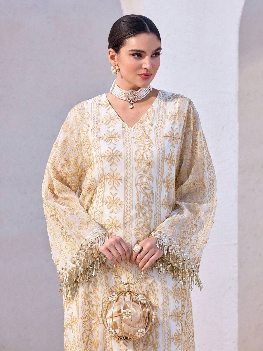 Al Najma 女式植物图案 V 领喇叭袖混合流苏装饰宽松阿拉伯风格连衣裙，端庄 - 彩色 - 查看 1