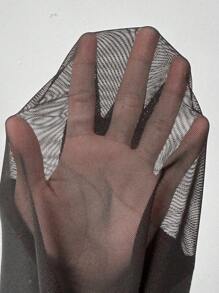 Chiquease Camiseta estilosa con escote de malla transparente y envolvente - Negro - Ver 6