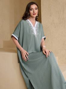 Al Najma V 领编织饰边肩袖女式土耳其连衣裙 - 綠色 - 查看 1