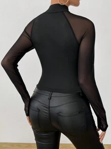 Chiquease Camiseta estilosa con escote de malla transparente y envolvente - Negro - Ver 2