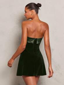 SHEIN PETITE Vestido mini de terciopelo ajustado y elegante sin tirantes para mujer, vestido de Navidad cálido para mujer, conjunto de fiesta sexy para Nochevieja, vestido de invierno lujoso para fiestas de cócteles y fiestas navideñas