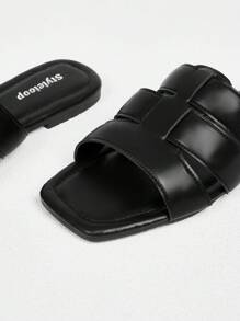 Styleloop Women's Black Flat Slippers, Fashionable For Daily Wear And Vacation - Black - View 6