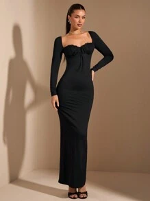 黑色极简方领长袖蕾丝抹胸连衣裙，优雅百搭，适合秋冬季节，可用于情人节、派对、浪漫约会、伴娘、舞会、工作和日常穿着。 - 黑色 - 查看 3