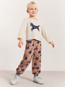 THE HAPPY LOOK T-Shirt mit Rundhalsausschnitt und Pferde-Print für Jungen, kastenförmiger Schnitt, lässiger Alltagsstil, nicht dehnbarer Strickstoff, Drop-Shoulder
