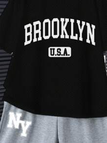 SHEIN Tween Boys Casual Minimalist Round Neck Short Sleeve Shorts 2pcs Set, Suitable For Summer