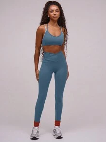 Musera Sport Sujetador deportivo de tirantes finos con doble tira de contraste, para pádel, tenis, pickleball, gimnasio y fitness en otoño e invierno