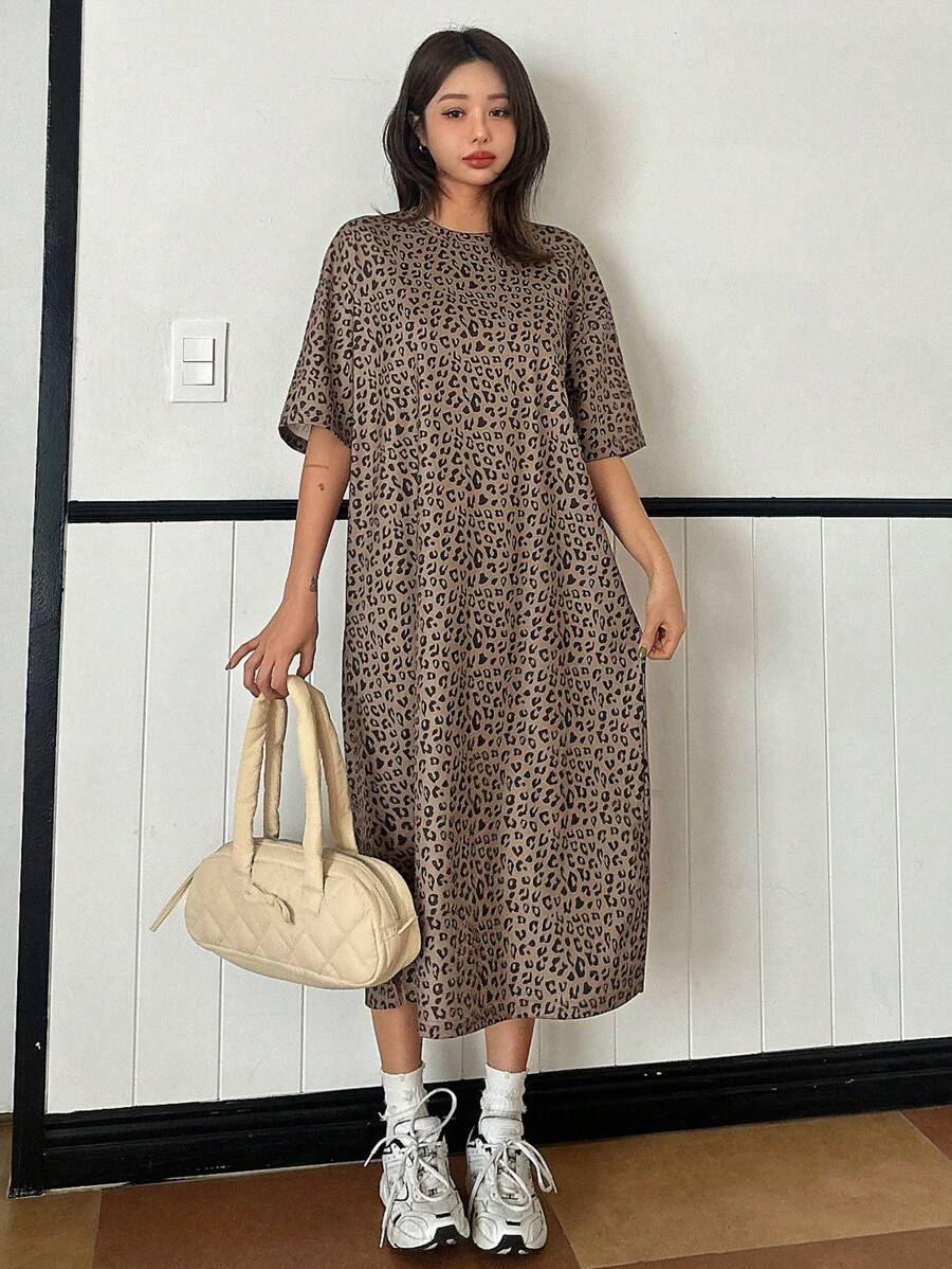 DAZY 女式休闲豹纹中长 T 恤连衣裙 - 咖啡棕 - 查看 1