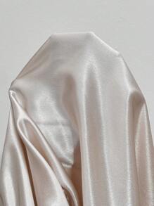 SHEIN Frenchy 大码缎面领带衬衫和简约裙子套装 - 香檳色 - 查看 10