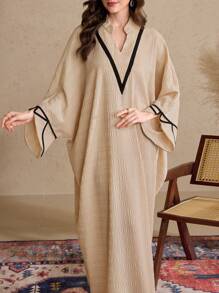 Al Najma Women's Traditional Turkish & Arabic Style Cut-Out Collar Batwing Sleeve Long Tunic Dress Modest Kaftan Jalabiya Dress - Multicolor - View 1