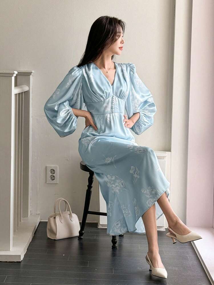 French Retro Exquisite Print V-Neck Gathered Waist Flare Sleeve Long Dress,Fall Dress Long Sleeve Dress Maxi Dress