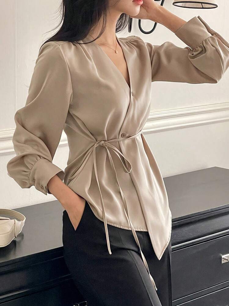 French Elegant V-Neck Cinched Waist Slimming High-End Shirt For Mature Women Long Sleeve Top