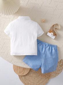 SHEIN Leap Crew Bộ 2 áo sơ mi tay ngắn màu trơn và quần short sọc cho bé trai mùa hè, thích hợp mặc đi học, đi làm vườn, đi biển, sinh nhật, thích hợp mặc vào mùa xuân, hè, thu, đông - Nhiều màu - Xem 2