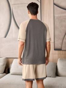 CoupledUp Contrast Color Splice Raglan Sleeve Shorts Men's Casual Homewear Set - Apricot - View 3