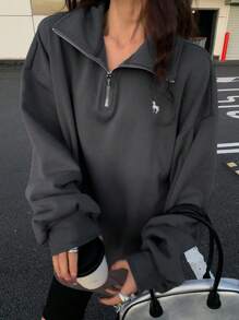 DAZY Women's Loose Collared Pullover Sweatshirt With Small Embroidered Graphic,Fall Clothes