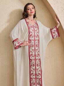 Al Najma 传统土耳其和阿拉伯长袍，正面和袖口有花卉刺绣，朴素 - 彩色 - 查看 10