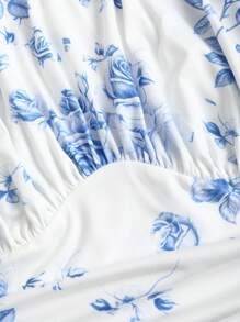 Sweetra Women's New Spring Summer Blue Rose Print Elegant Sleeveless Shirt, Commuting Style Fitted Charming Stand Collar Butterfly Pleat Decor Tie Waist Crinkle Craft Blue And White Sleeveless Short Tank Top