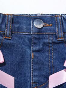 SHEIN Girls Young Girl Dark Wash Casual Loose Bowknot Eyelets Decor Stretchy Fitted Denim Shorts, Comfortable Daily Wear Minimalist & Versatile Design - Dark Wash - View 4
