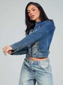 Denimoi 女式秋季立领长袖前拉链褶饰口袋休闲短款牛仔夹克 - 深色水洗藍 - 查看 3