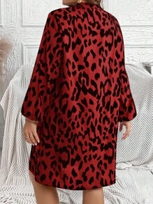 EMERY ROSE Plus Size V-hals Lange Mouw All-Over Print Losse En Elegante Herfstjurk