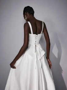 SHEIN Belle Conjunto de dos piezas de blusa de satén elegante y lujosa y falda larga de cintura alta, apropiado para boda, festival, fiesta formal