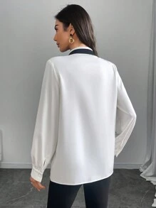 Modelyn 女士秋季双色翻领长袖双排扣优雅衬衫 - 白色 - 查看 2
