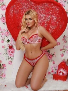 Women's Sexy Lace Heart Design Lingerie Set For Valentine's Day, Christmas - Pink - View 3