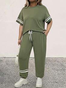 SHEIN LUNE Conjunto de 2 piezas de top de camiseta de contraste a rayas y pantalones deportivos de cintura elástica con bolsillos, en talla grande, estilo boho cowgirl, vestimenta occidental bohemia para mujer hippie de verano, para festivales Old Money, primavera, vacaciones y rave