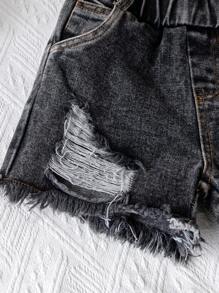 SHEIN 2 件套年轻女孩休闲卡通印花短袖上衣和破洞牛仔短裤套装 - 玫紅色 - 查看 7