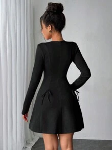 Chiquease 2024 New Structured Cut A-Line Mini Dress With Bow Decor & Back Zipper, Crew Neck, Tense, Red Fall Cloth For Women - Black - View 2