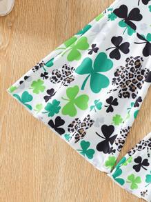 2 件套年轻女孩字母印花圆领短袖 T 恤和松紧腰休闲喇叭裤套装，春夏