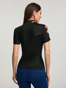 Modelyn Áo thun tay ngắn cổ đứng in hoa thanh lịch dành cho nữ - màu đen - Xem 2
