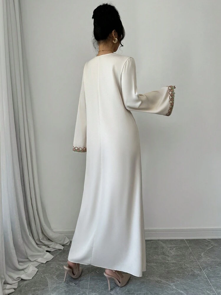 Al Najma فستان طويل الأكمام بياقة على شكل حرف V مطرز بزهور منفصلة ، كفتان محتشم للسيدات - لون مشمشي - مشاهدة 2