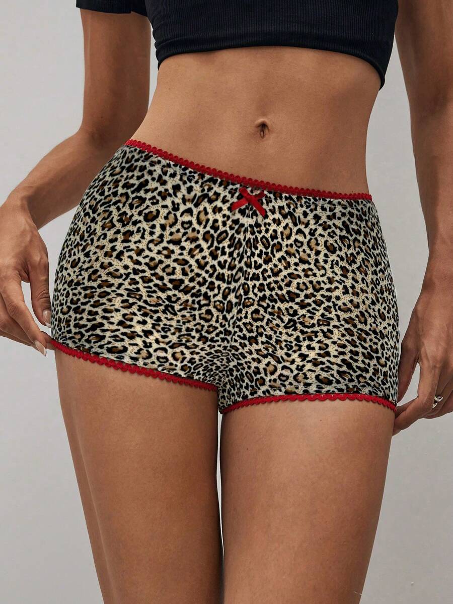 Aloruh Women Leopard Print Lace Trim Decorated Low Waist Shorts