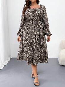 SHEIN Clasi Große Größen elegantes figurbetontes Kleid mit Leopardenmuster und silbernen Linien, Langarm